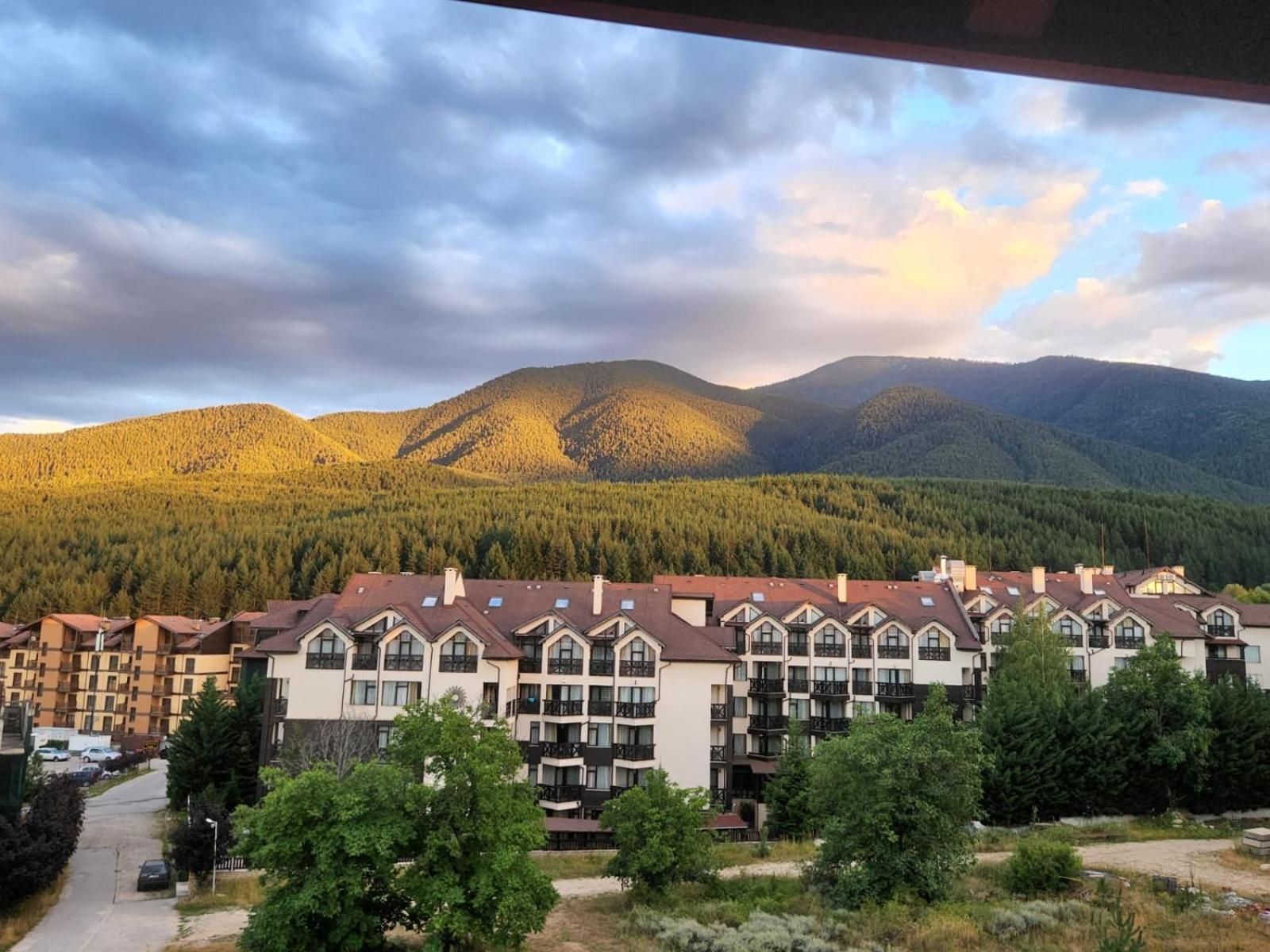 One Bedroom Apartment Pirin Lodge Bansko Esterno foto