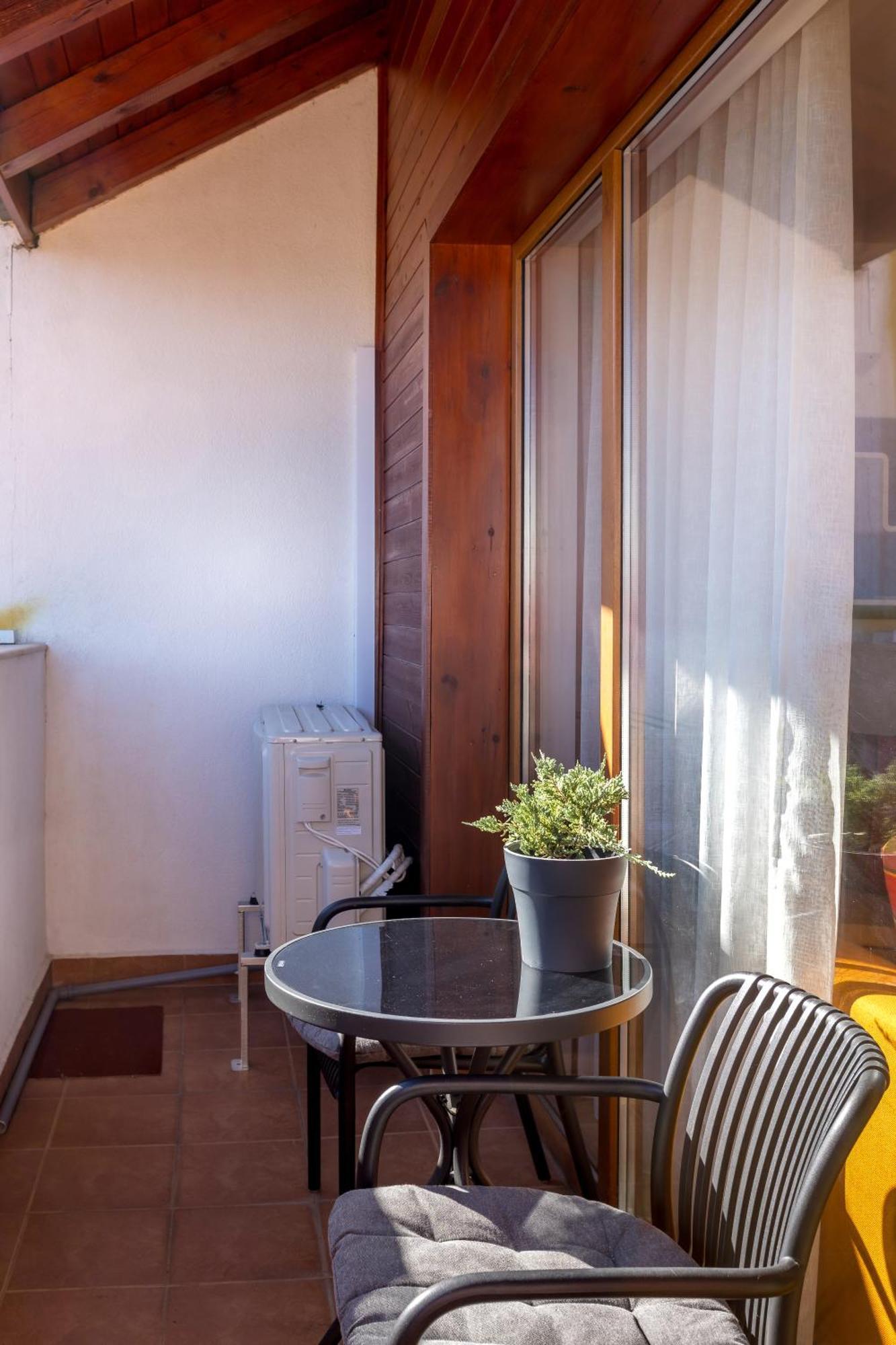 One Bedroom Apartment Pirin Lodge Bansko Esterno foto